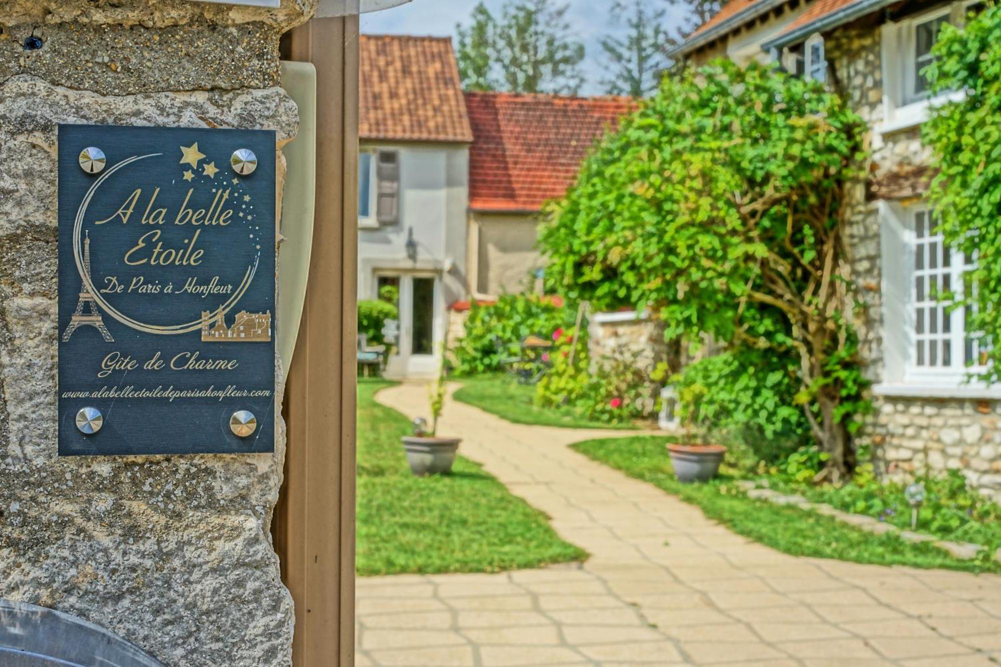 A La Belle Etoile De Paris A Honfleur Cravent Exterior foto